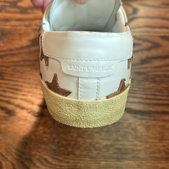 YSL Designer Sneakers, Gold Star Appliqué Court White Sneakers, Size 39 (75) - Picture 13 of 16